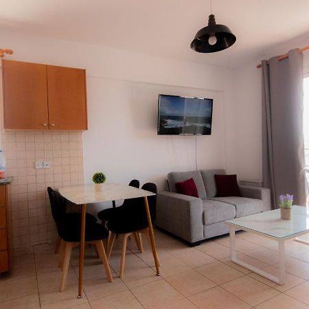 Amelia Two Bedroom Apartment - 202 Pafos Dış mekan fotoğraf